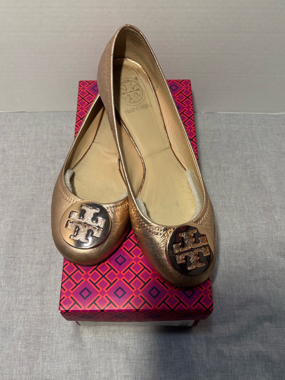 Tory Burch Rise Gold Reva Ballet - Picture 12 of 12
